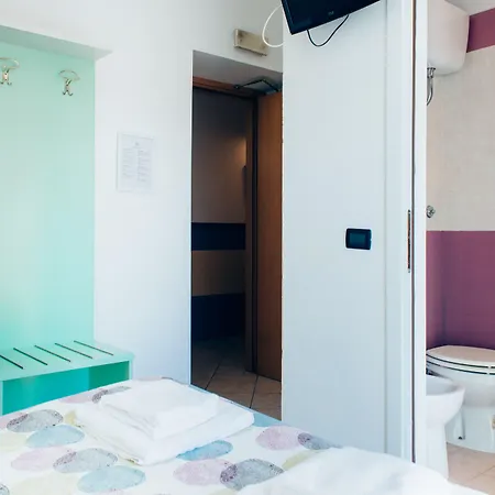 Hostel The Beehive Řím