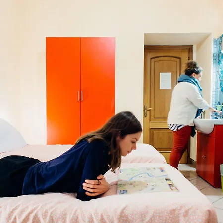 Hostel The Beehive Roma