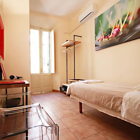 Hostel The Beehive Roma