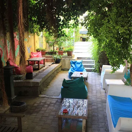 Hostel The Beehive Roma