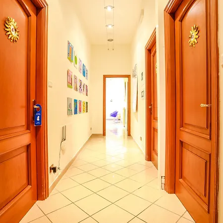 Hostel The Beehive Roma