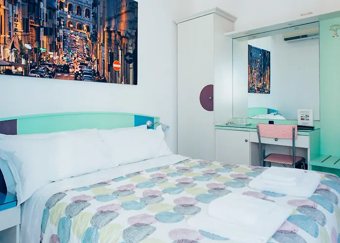 The Beehive Hostel Roma