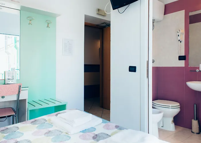 Hostel The Beehive Roma