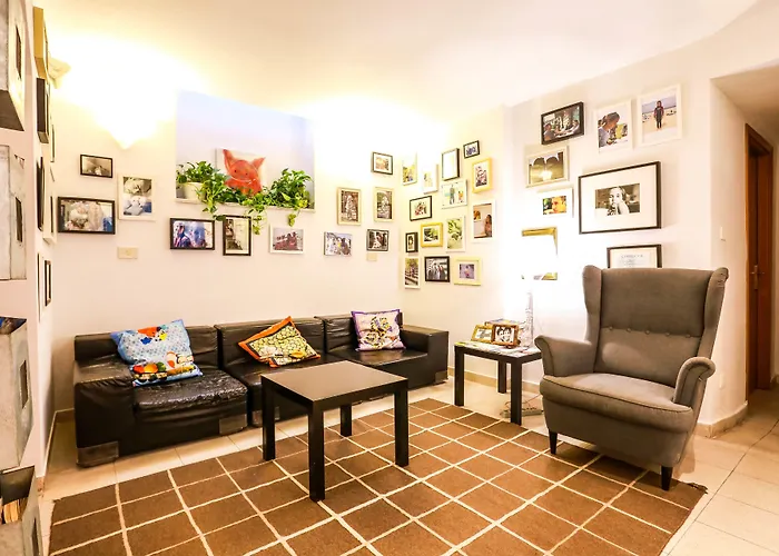 Hostel The Beehive
